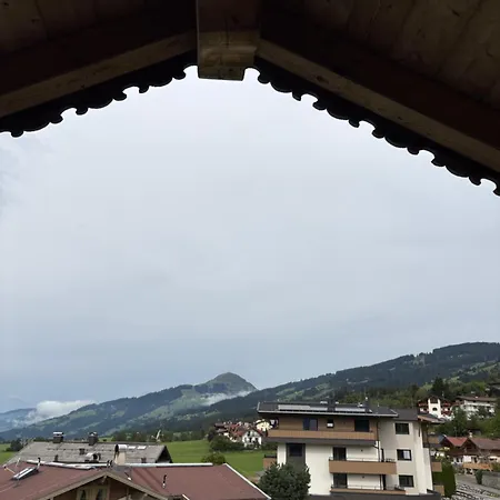 Hoelzlbauer Bergblick * Kirchberg in Tirol